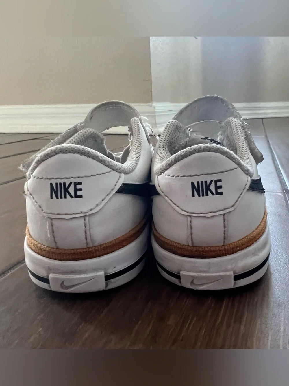 Nike Court Legacy DA5382-102 size 10C Toddler Shoes